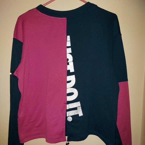 NWT Nike Dry Fit Long Sleeve Reflective Top - Picture 2 of 11